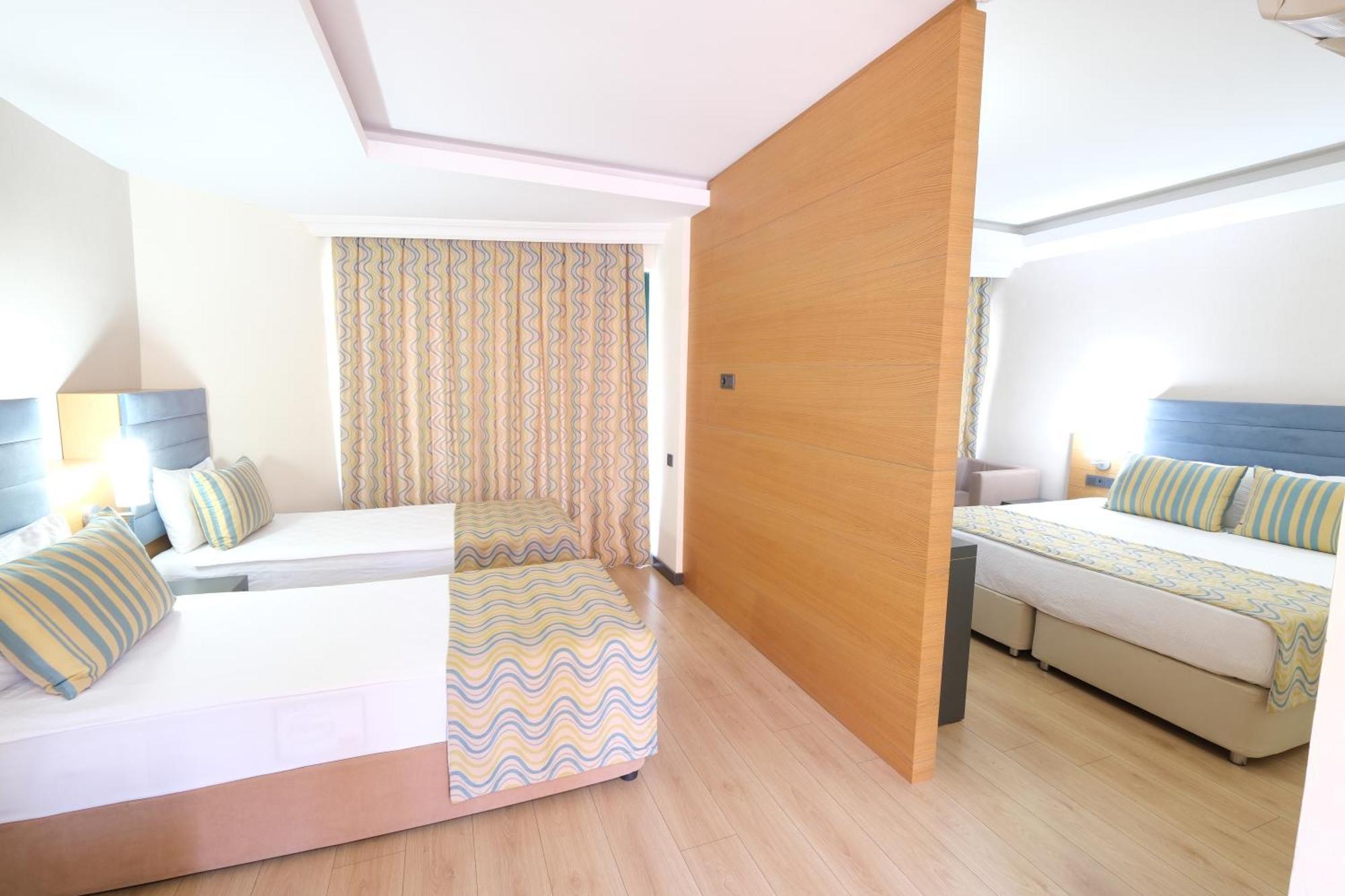 Hotel Sumela Garden เบลดิบี ภายนอก รูปภาพ