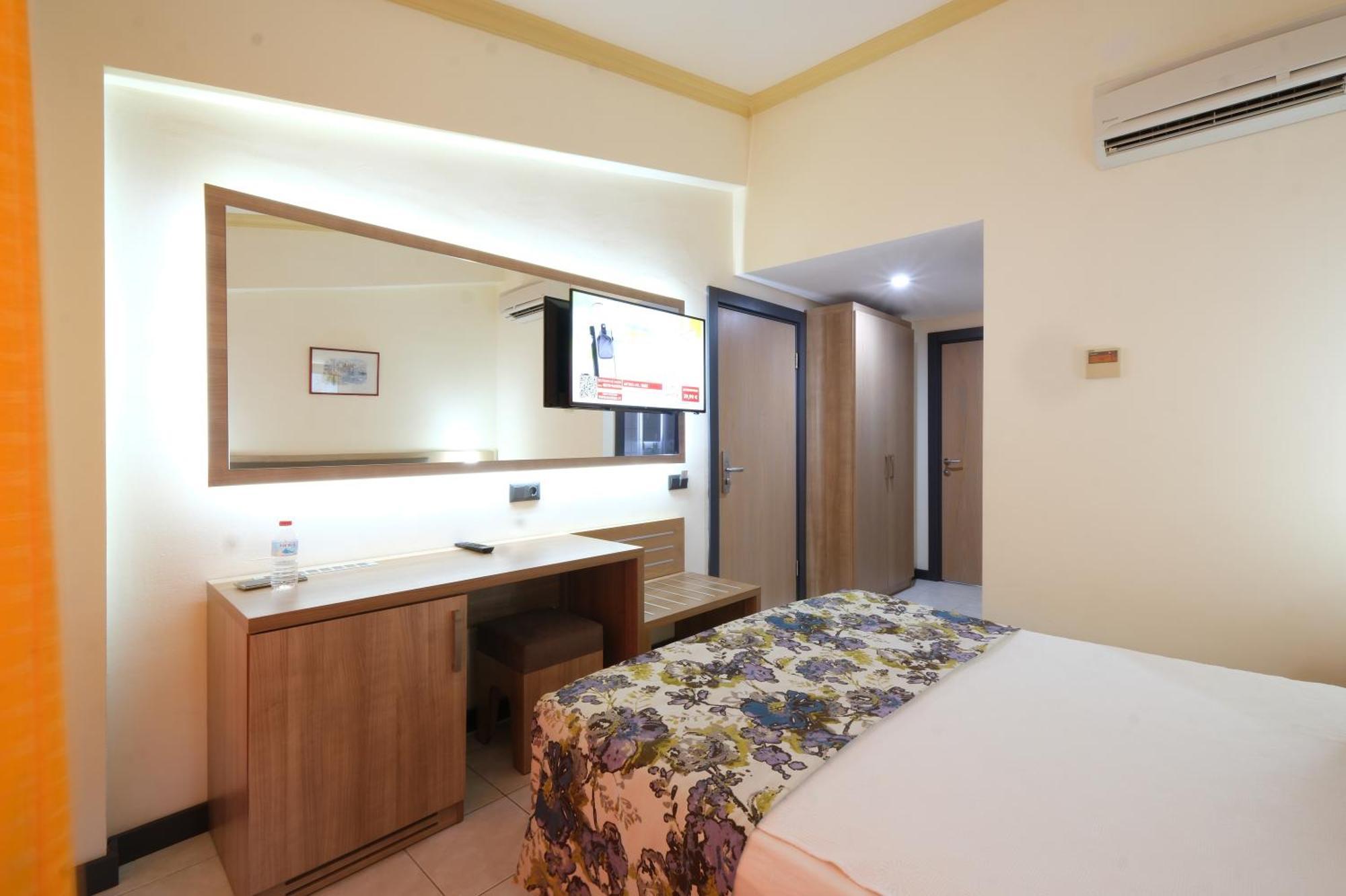 Hotel Sumela Garden เบลดิบี ภายนอก รูปภาพ