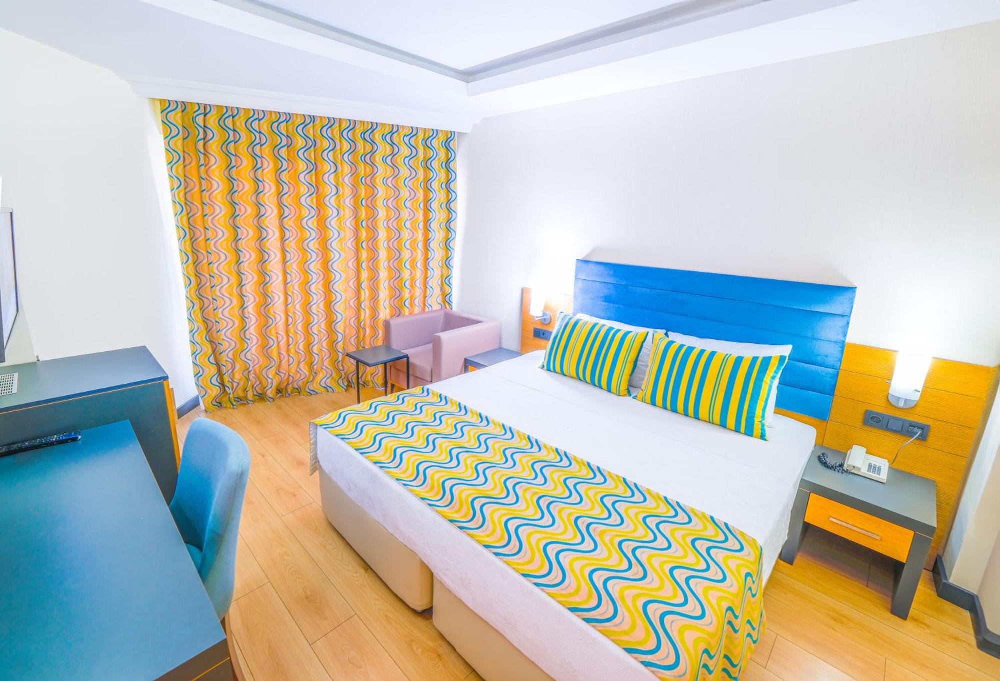 Hotel Sumela Garden เบลดิบี ภายนอก รูปภาพ