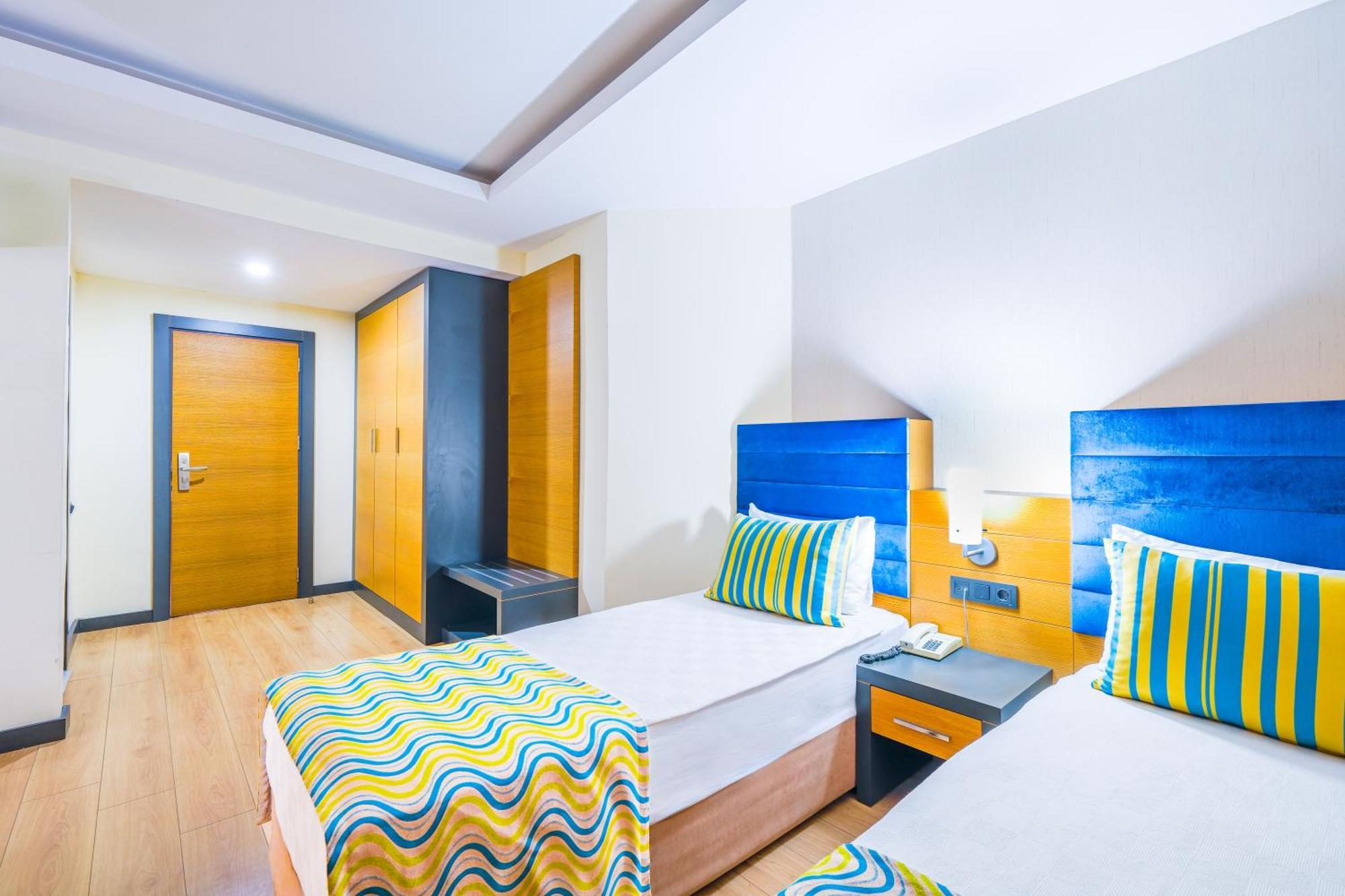 Hotel Sumela Garden เบลดิบี ภายนอก รูปภาพ