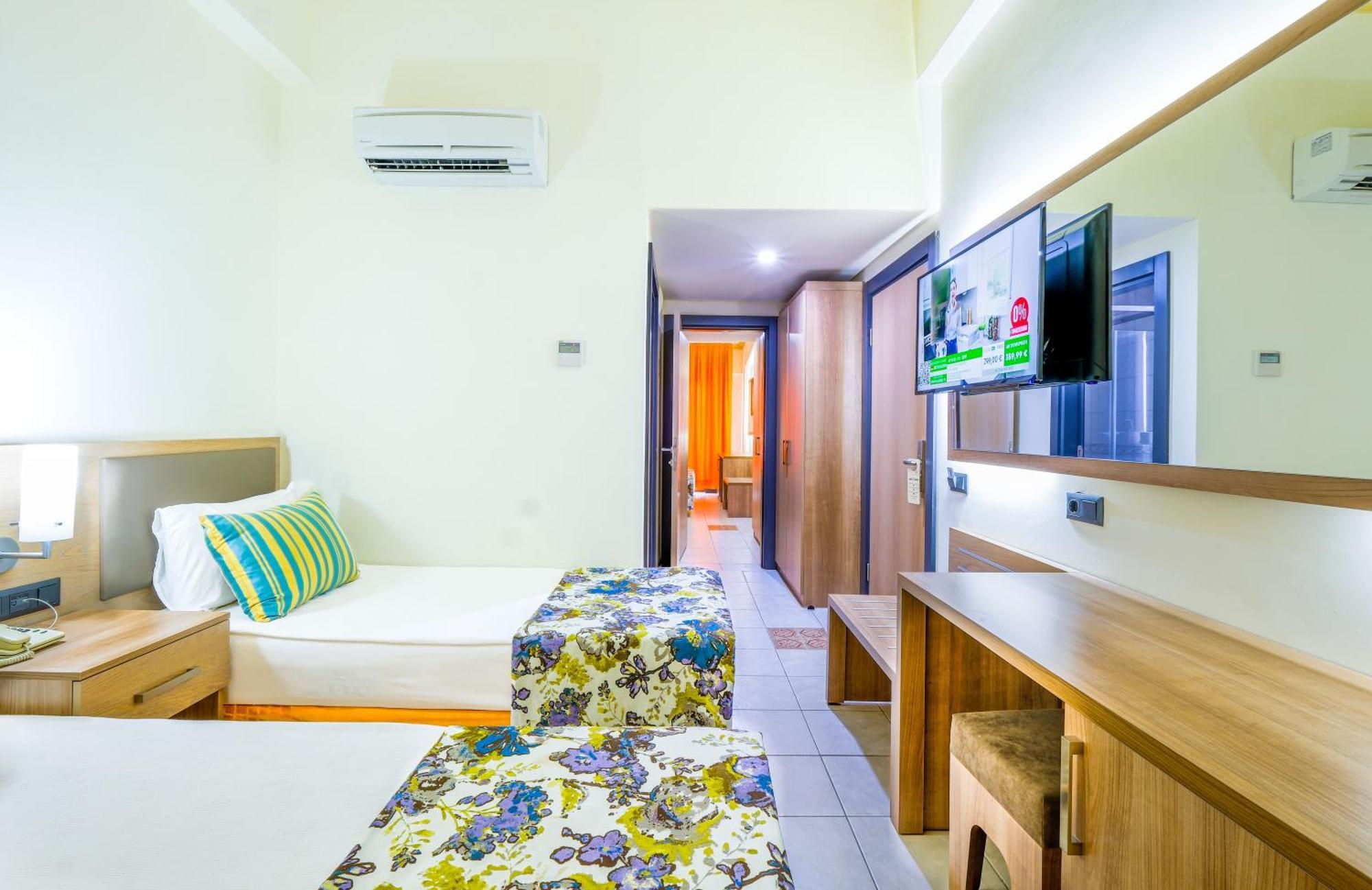 Hotel Sumela Garden เบลดิบี ภายนอก รูปภาพ
