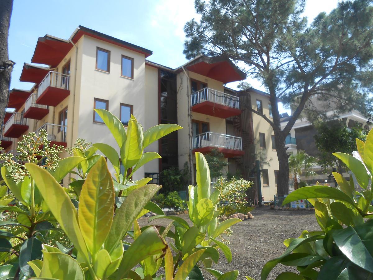 Hotel Sumela Garden เบลดิบี ภายนอก รูปภาพ