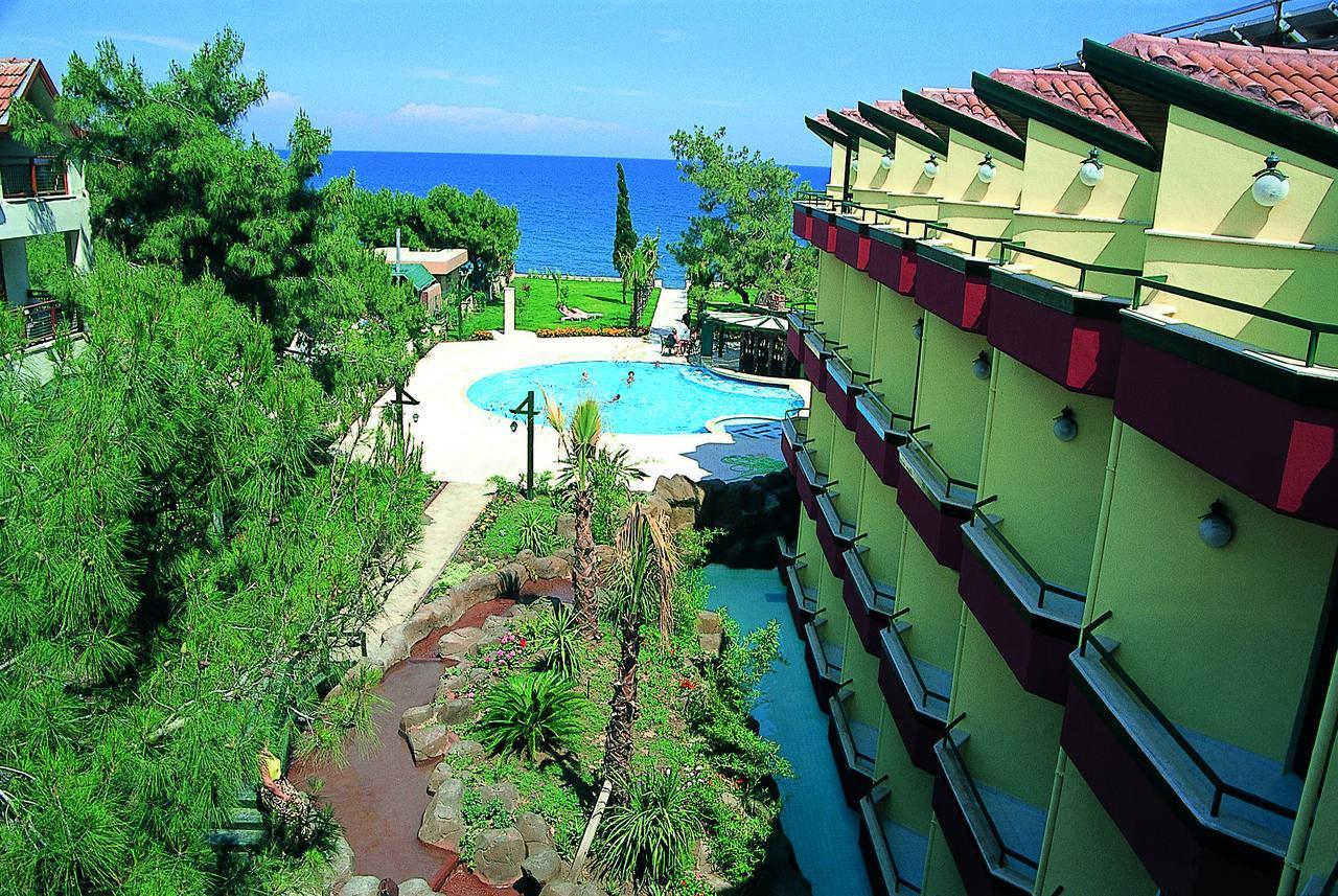 Hotel Sumela Garden เบลดิบี ภายนอก รูปภาพ