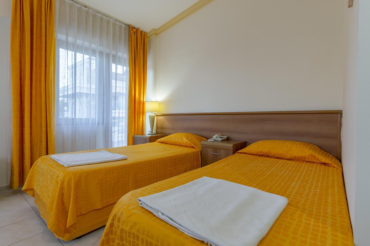 Hotel Sumela Garden เบลดิบี ภายนอก รูปภาพ